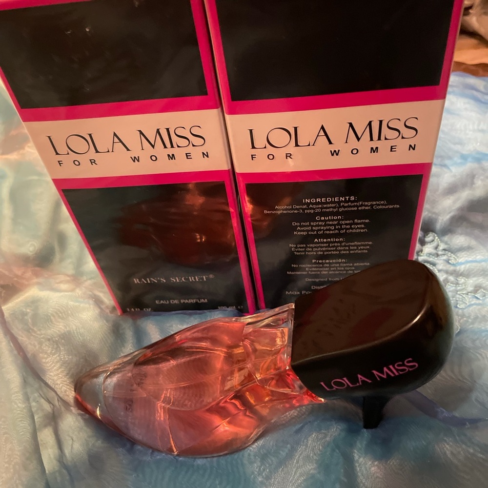 Women’s Perfume shaped like a shoe